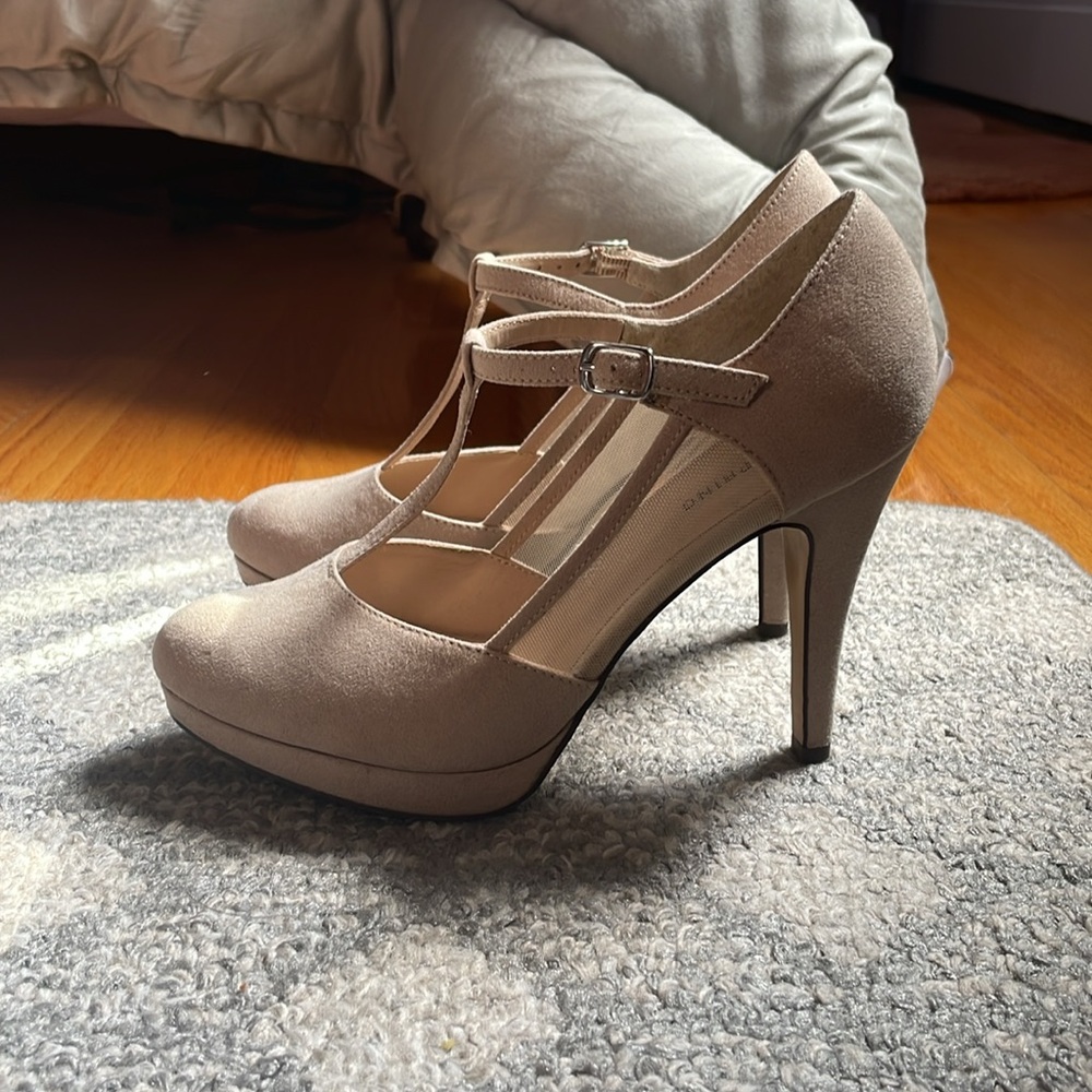 Closed Toe heels